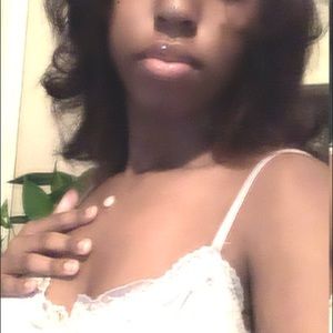 Meet your Posher, Sariyah